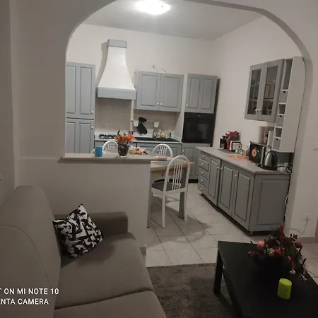 Genysweethome Apartment *